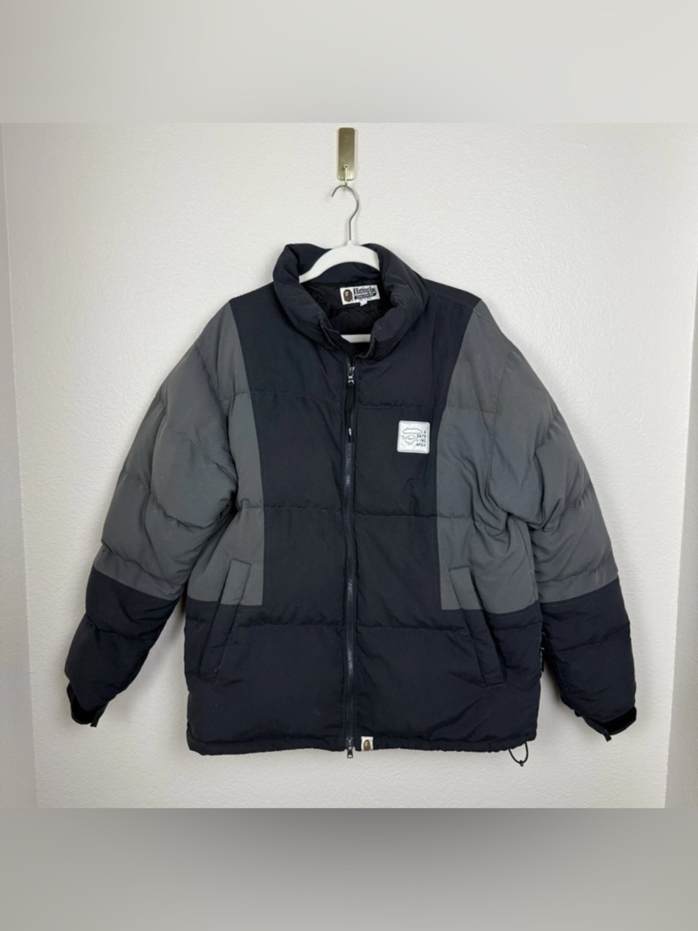 A Bathing Ape BAPE Puffer Jacket Down Feather Colorblock Black Gray Mens Medium
